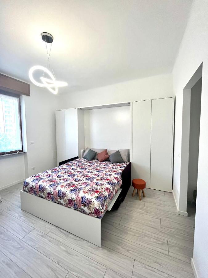 Marghespace Zona Stazione Centrale Appartamento Con Letto Matrimoniale E Bagno Milán Exterior foto